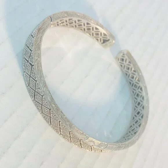 Beautiful Vintage Sterling Silver Geometric Cuff – Marked ISP 925 China - Picture 8 of 14